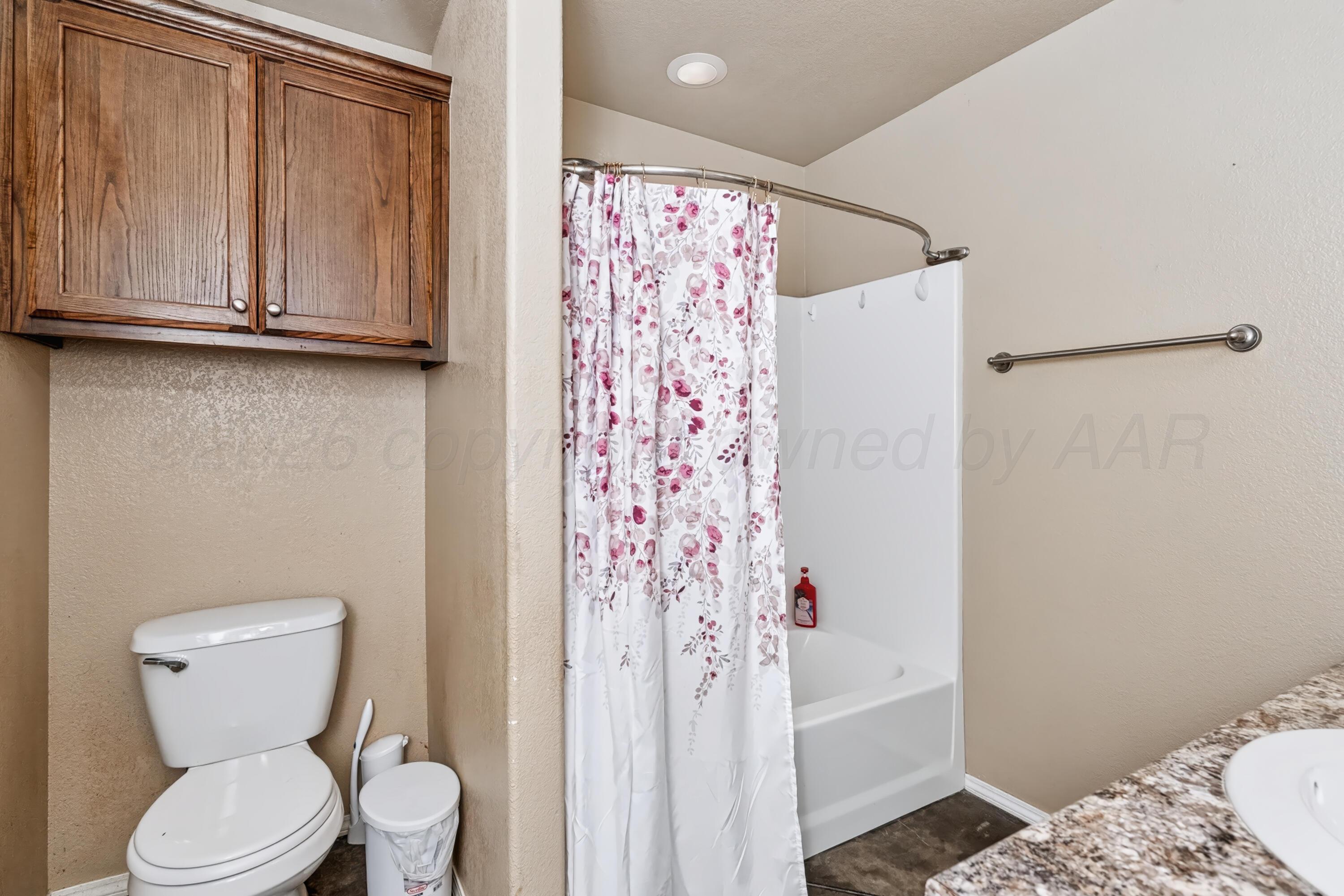 4500 S Williams Street Property Photo 19