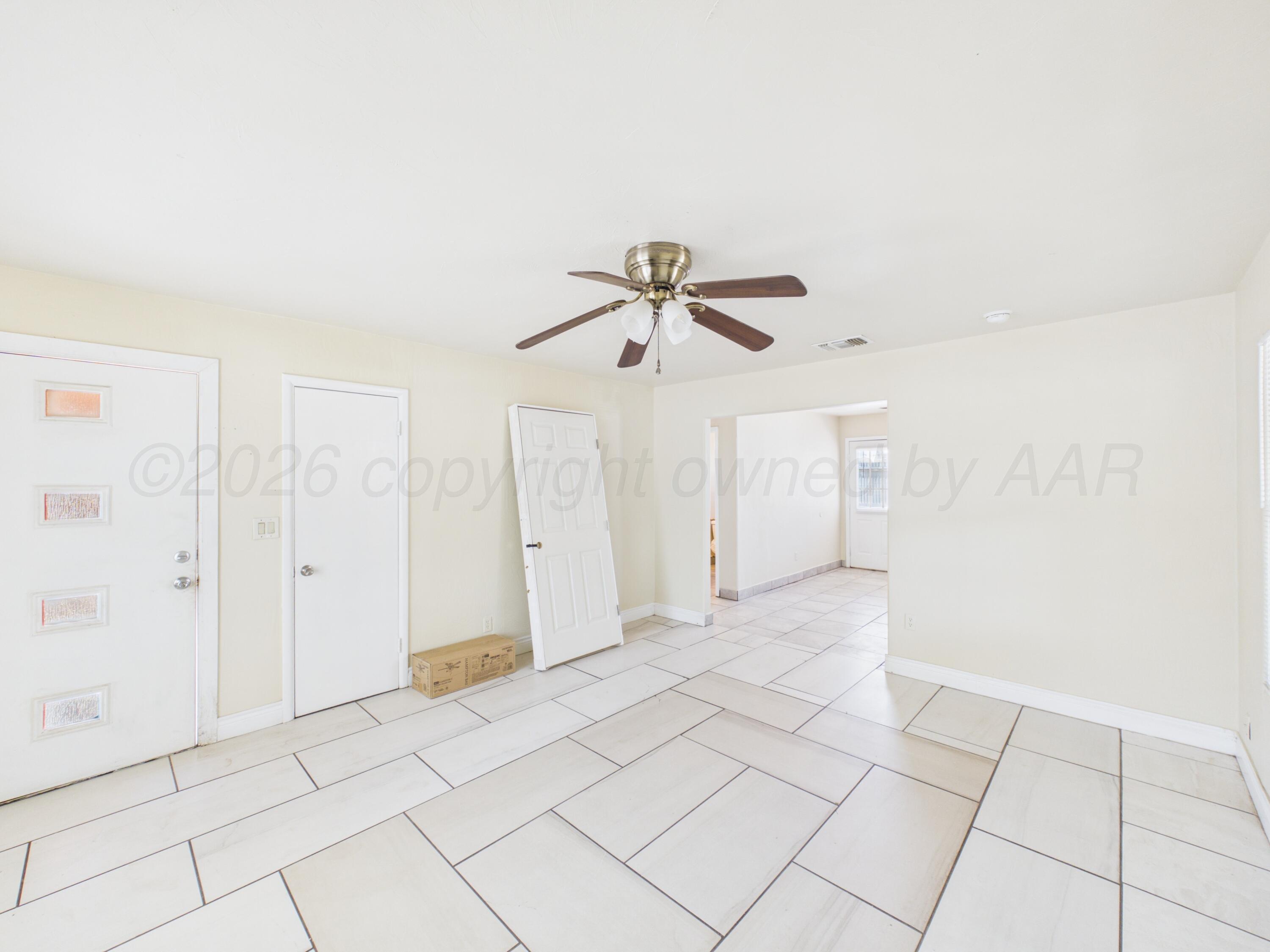 820 Russell Street Property Photo 5