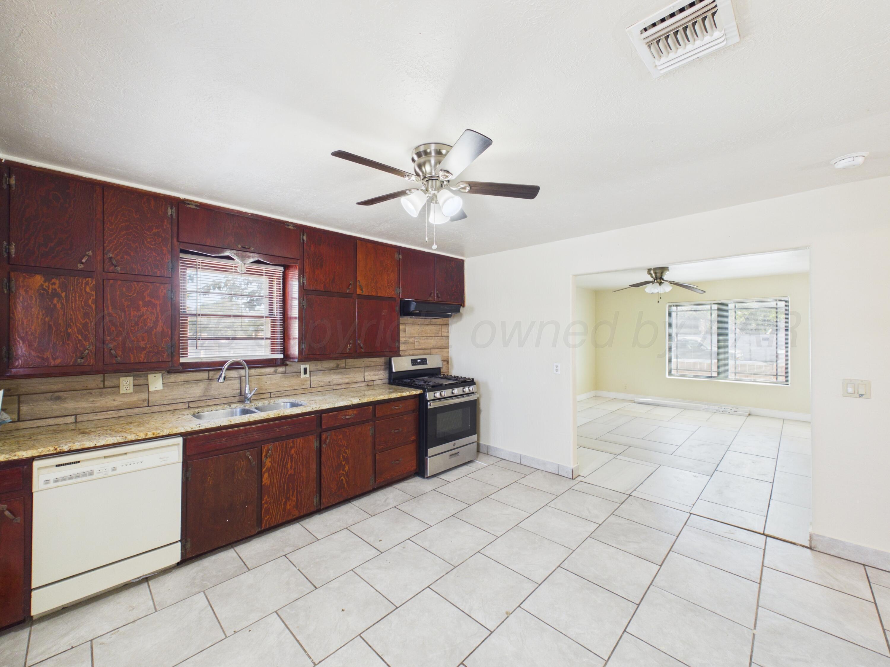820 Russell Street Property Photo 20