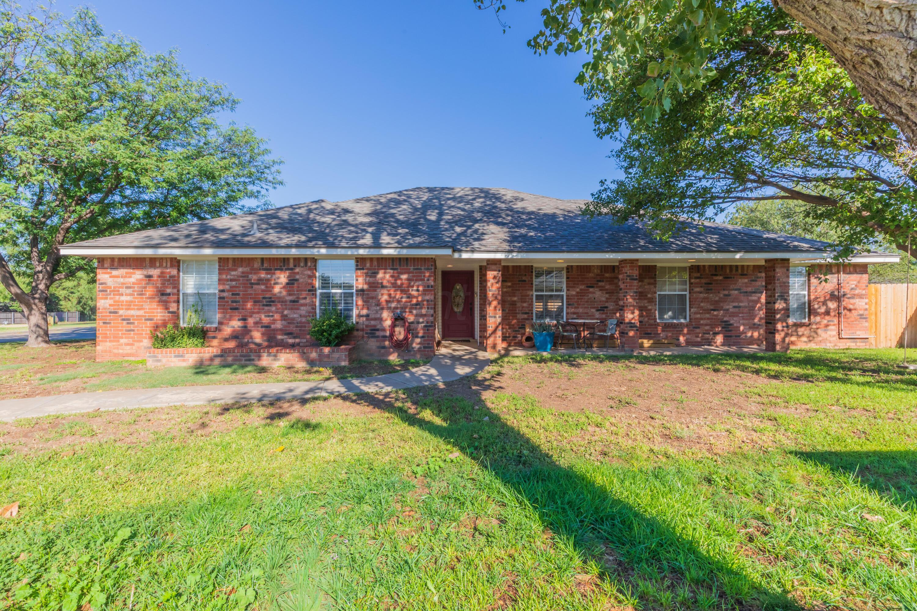 6 Yucca Circle Property Photo 1