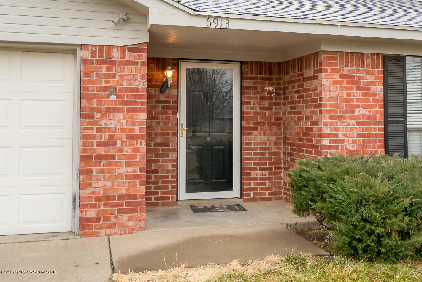6913 Newlin Circle Property Photo 2