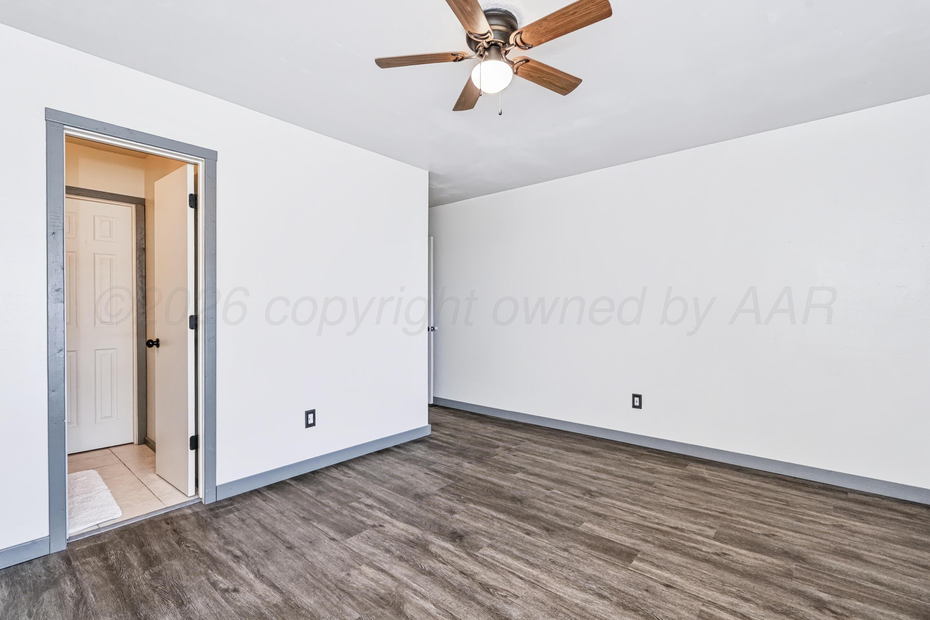 606 S Vaughn Avenue Property Photo 19