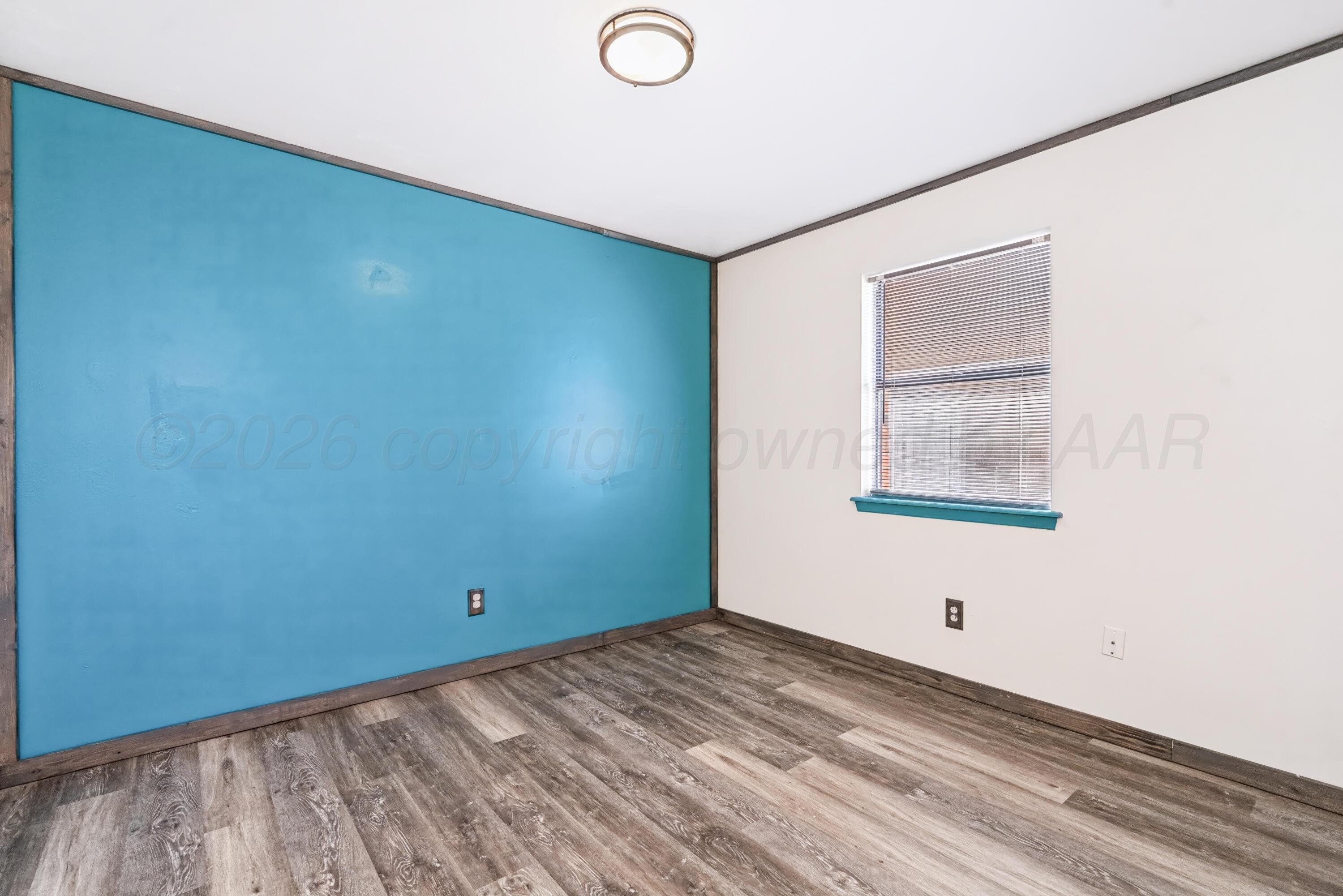 606 S Vaughn Avenue Property Photo 24