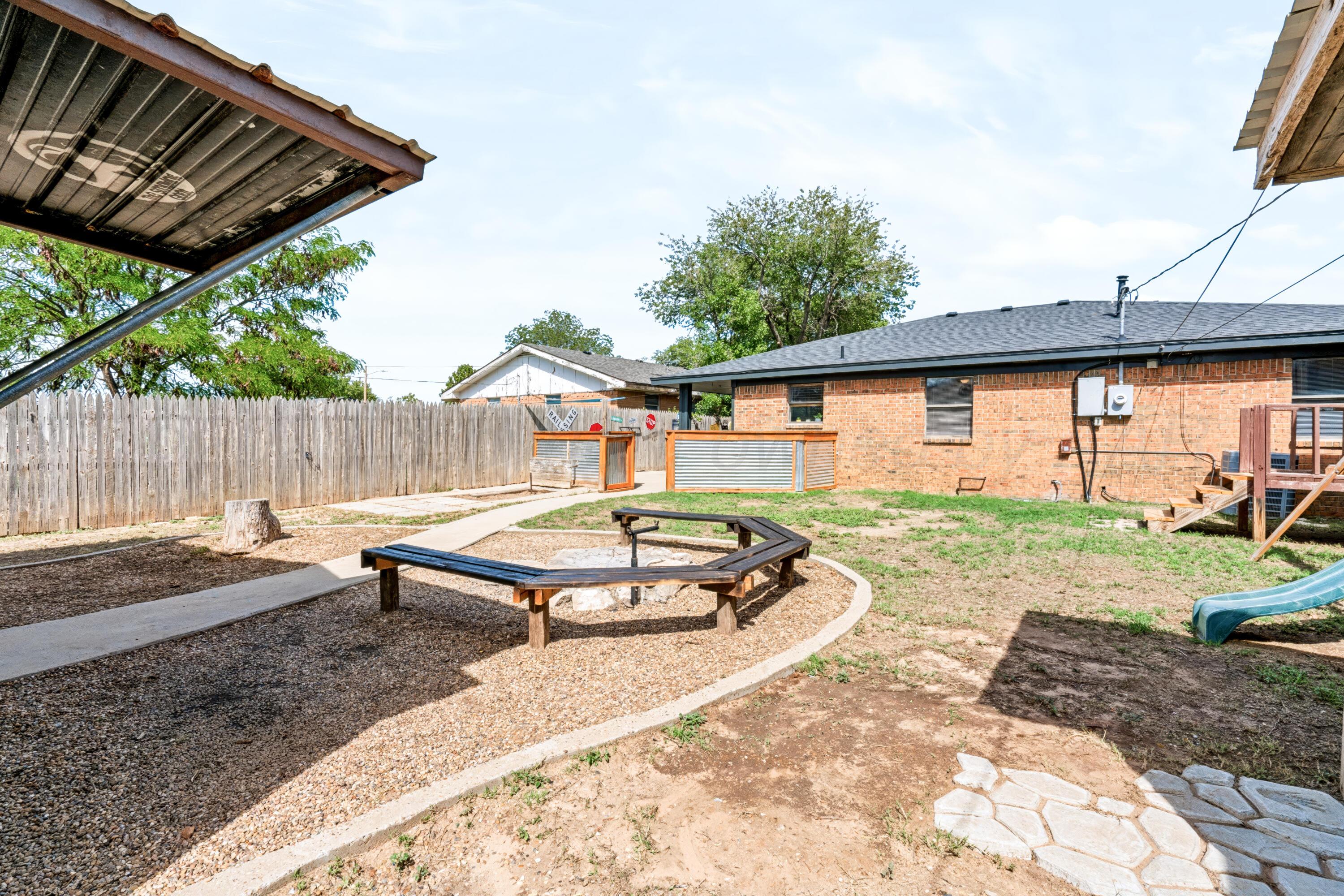 606 S Vaughn Avenue Property Photo 35