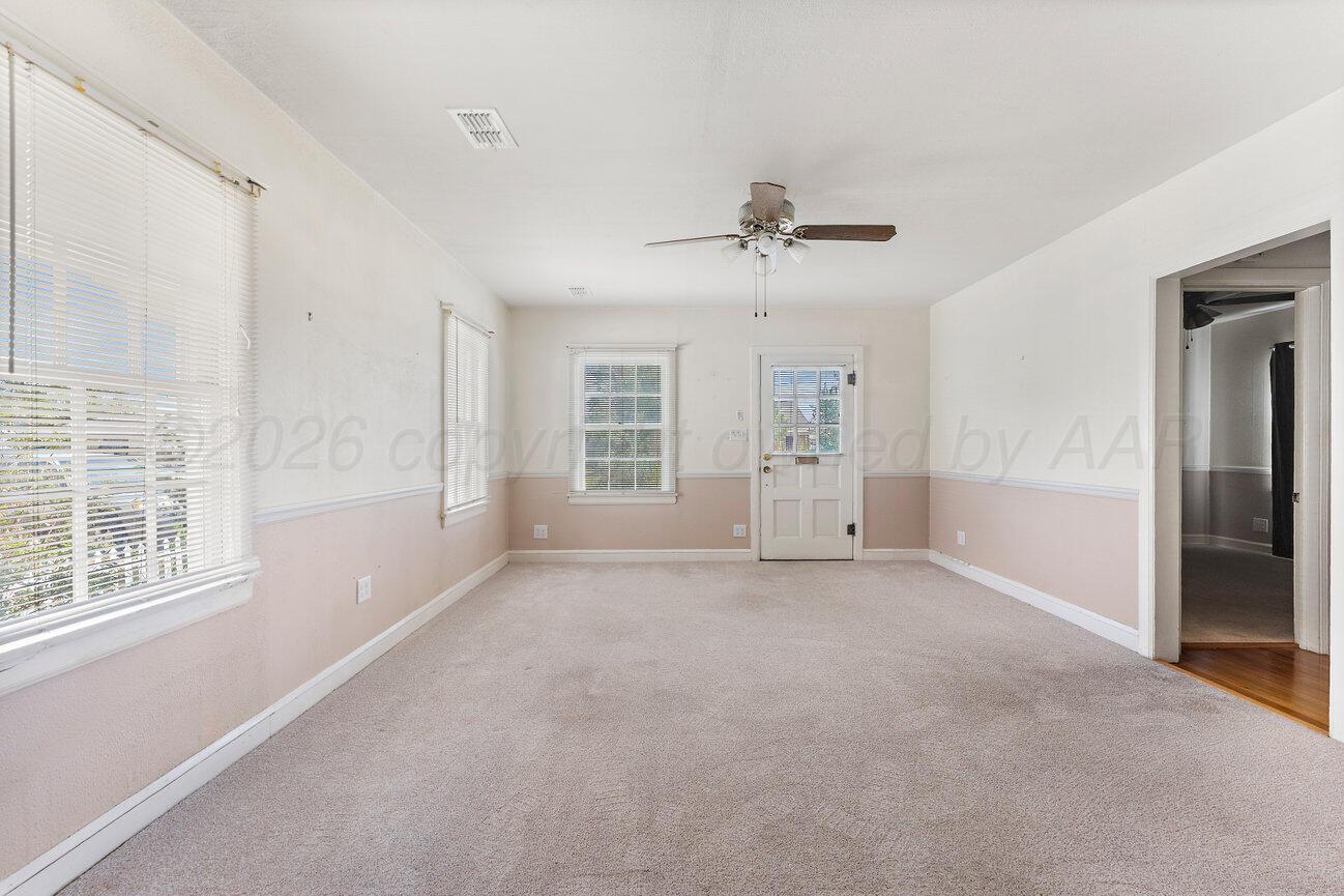 834 S Kentucky Street Property Photo 8