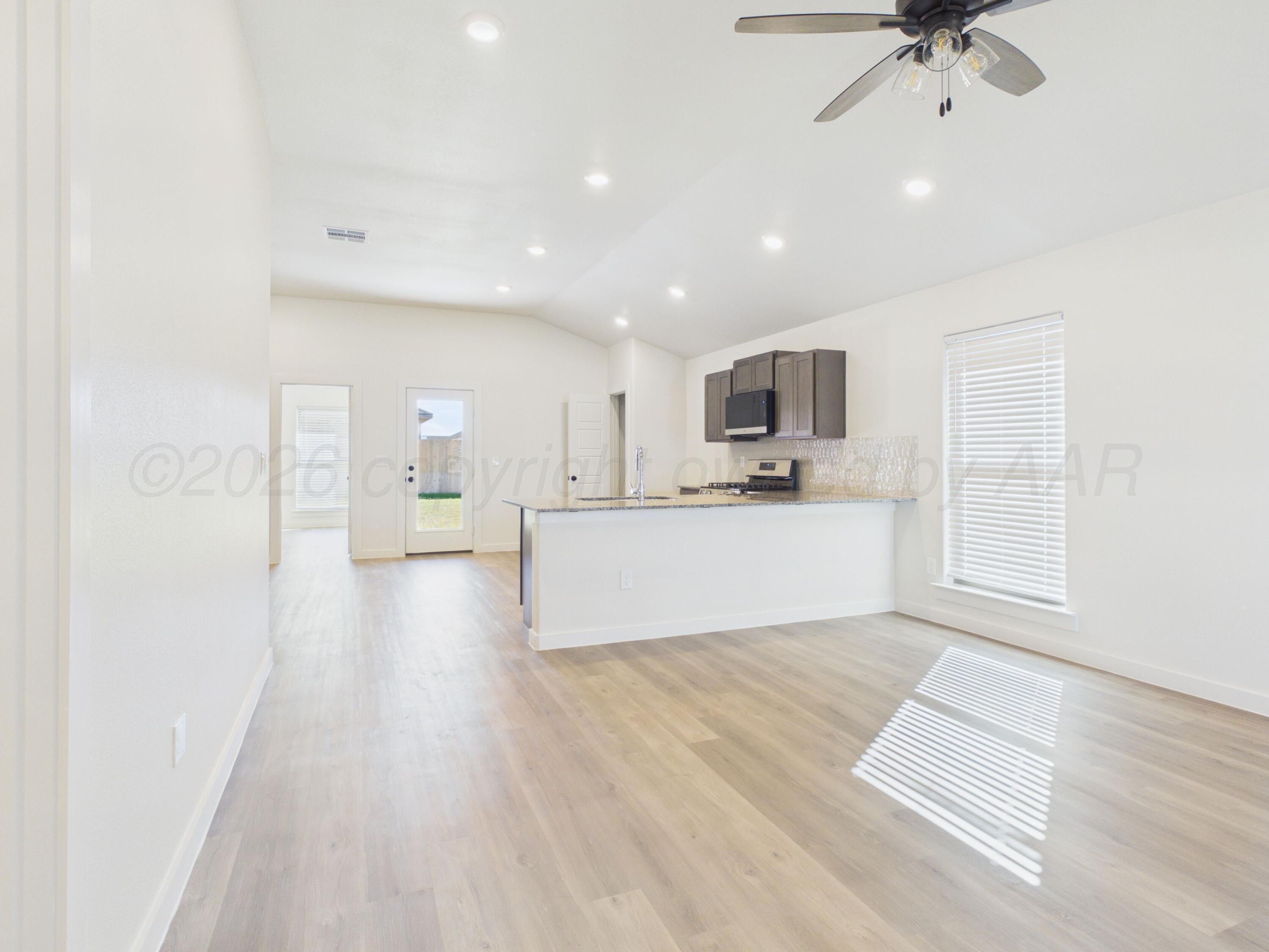 9103 Prairieland Drive Property Photo 3