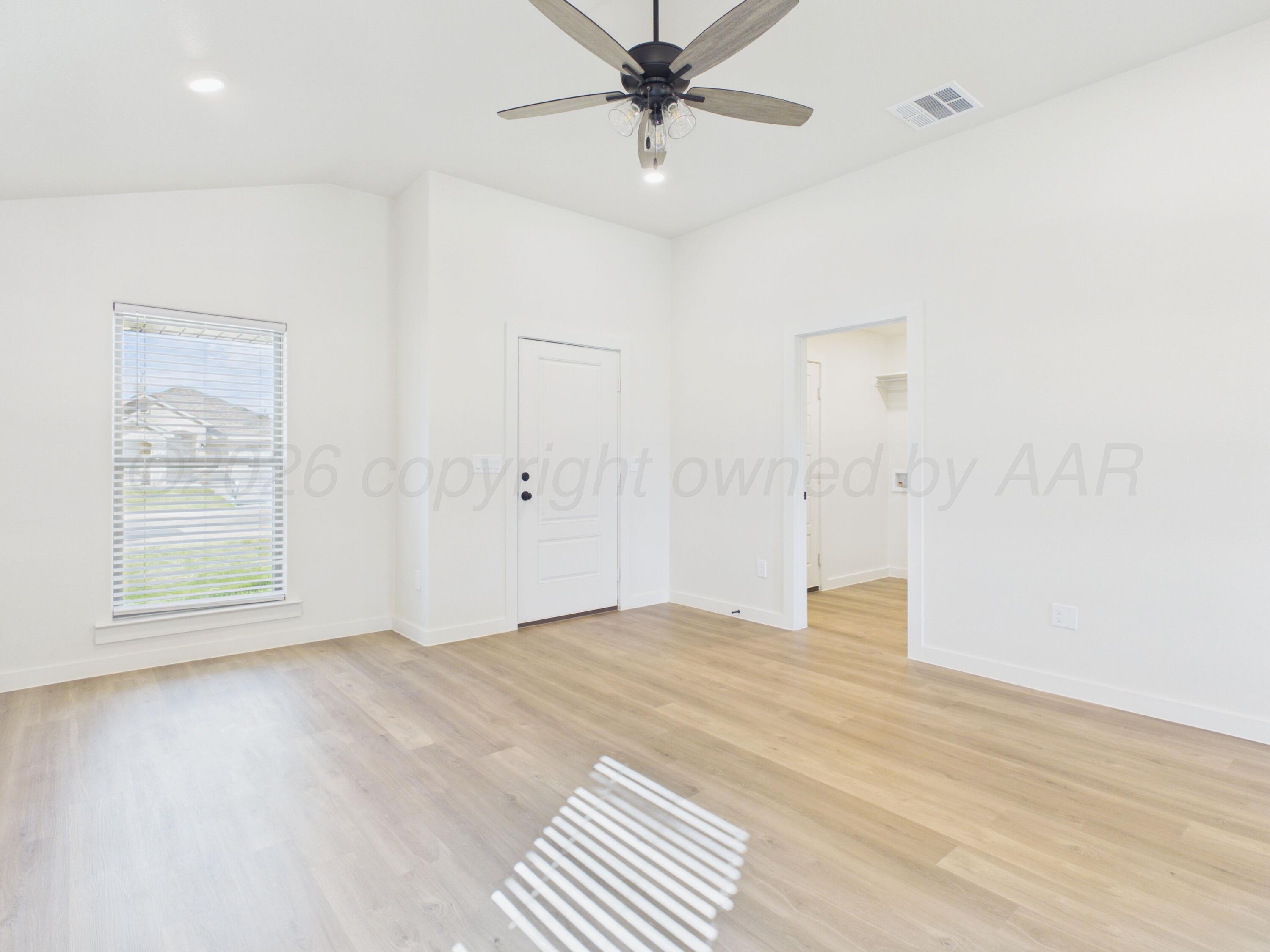 9103 Prairieland Drive Property Photo 5