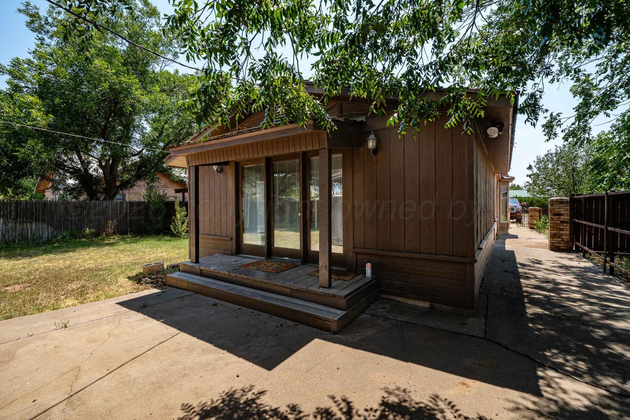 1306 Nw Ave I Property Photo 8