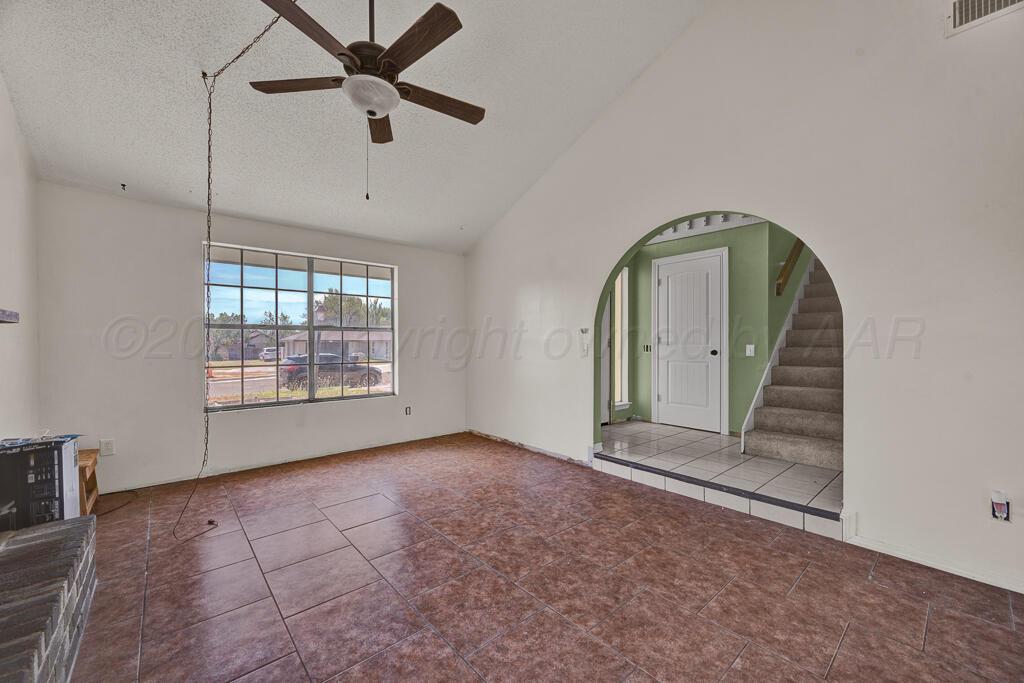 3004 Shores Court Property Photo 7
