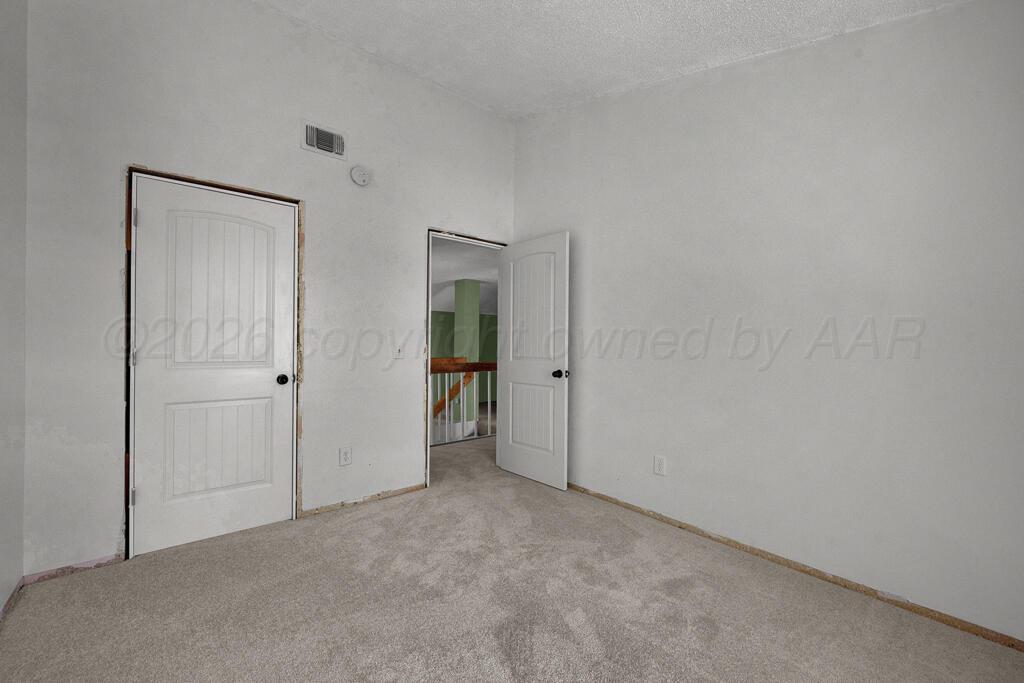 3004 Shores Court Property Photo 22