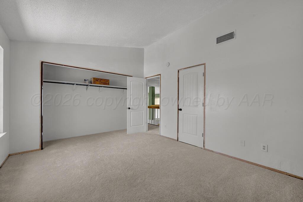 3004 Shores Court Property Photo 25