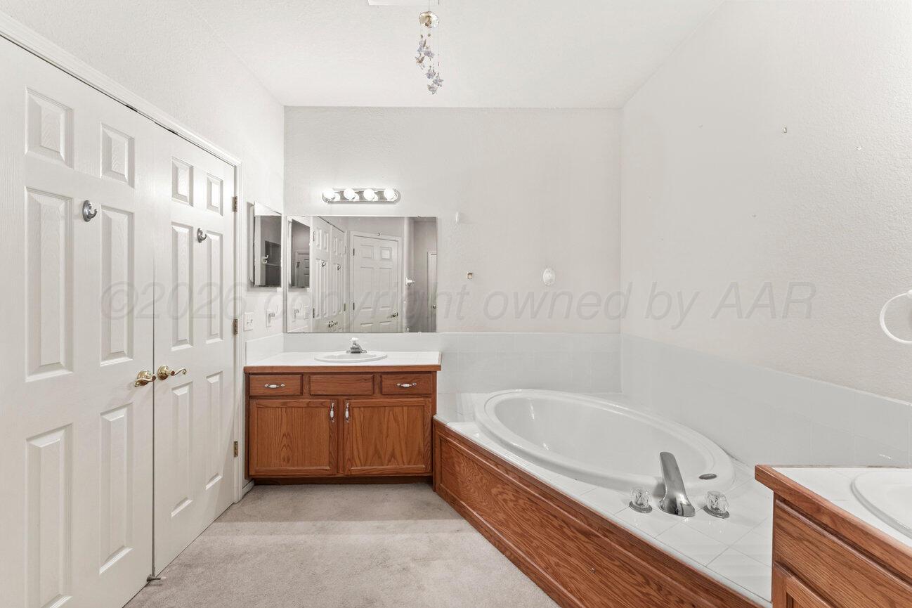 6212 S Bonham Street Property Photo 28
