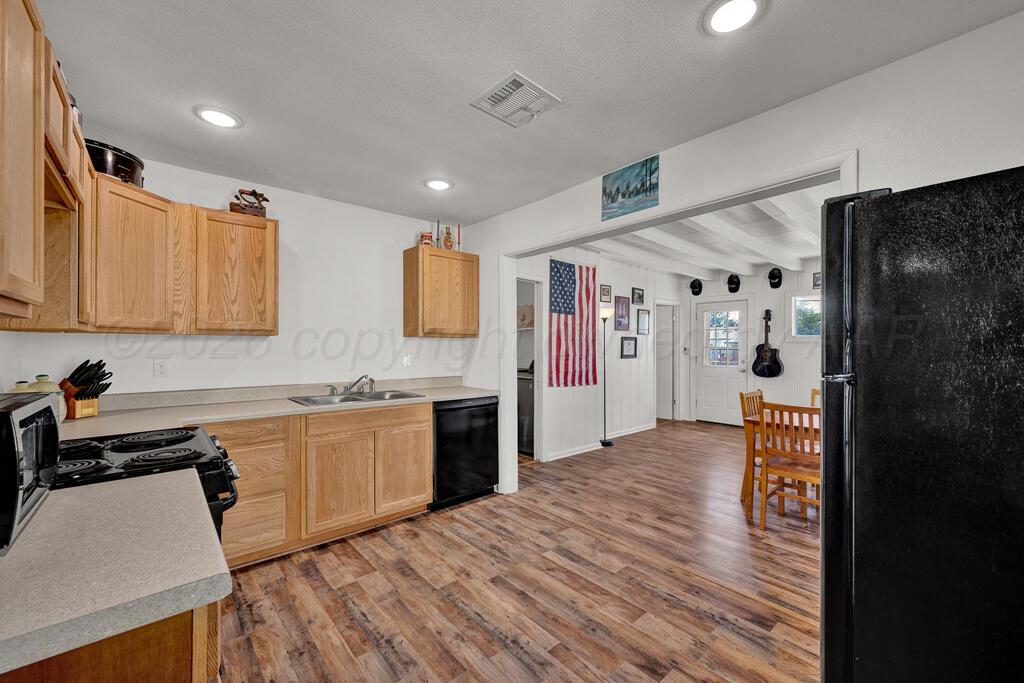 4408 S Travis Street Property Photo 5