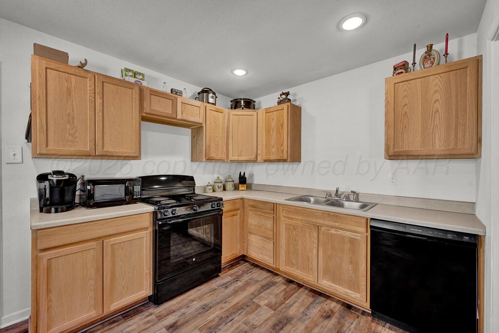 4408 S Travis Street Property Photo 7