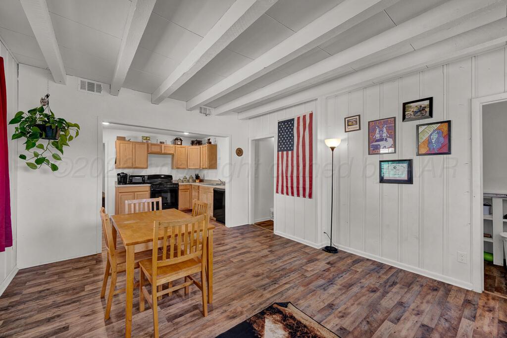 4408 S Travis Street Property Photo 11
