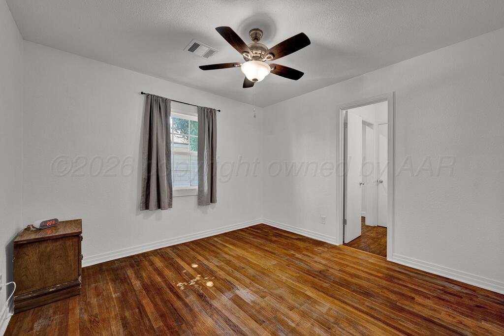 4408 S Travis Street Property Photo 12