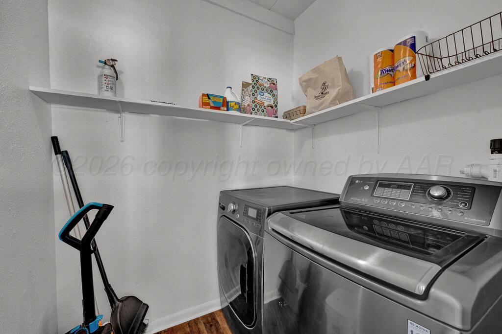4408 S Travis Street Property Photo 21