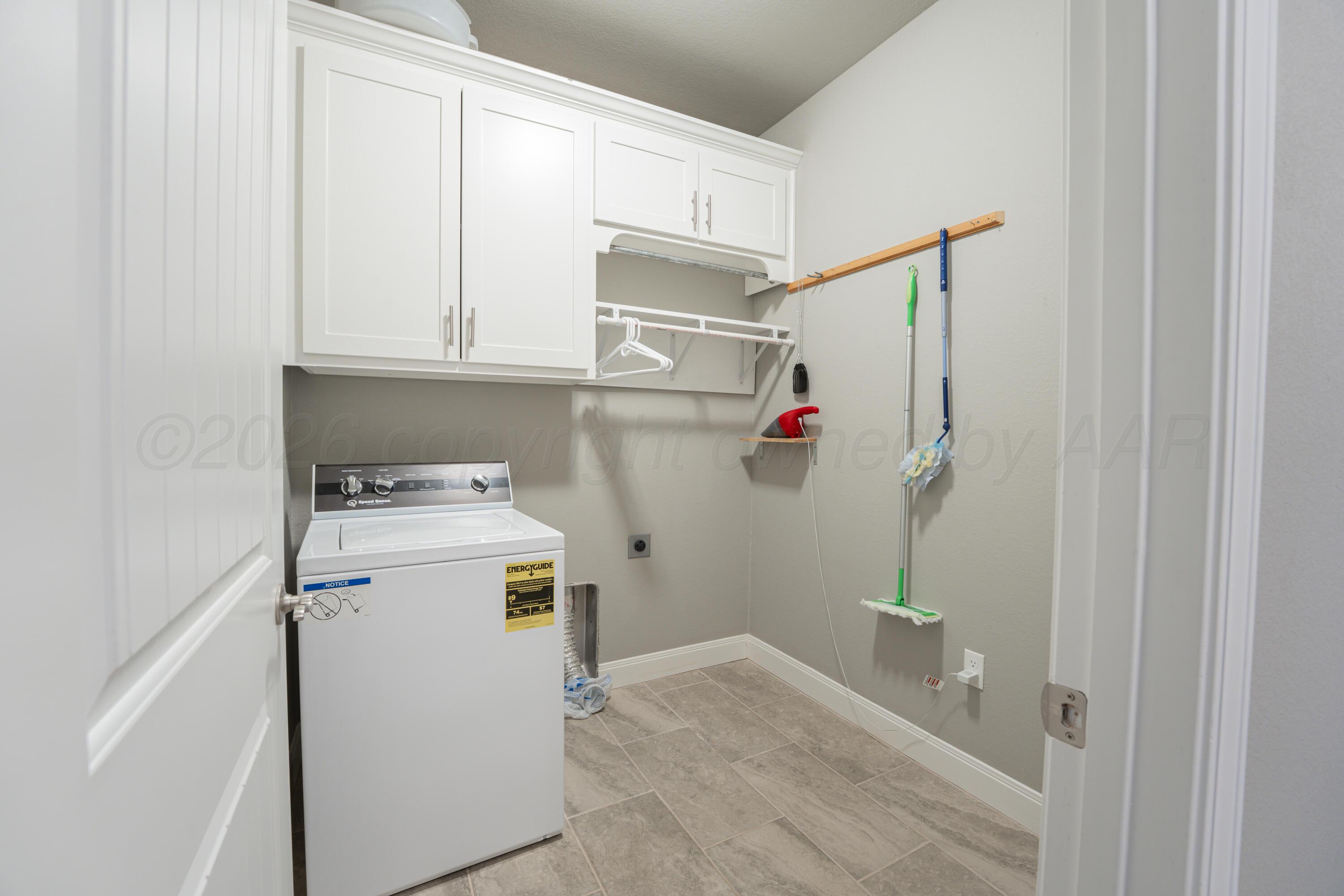 9003 Staten Island Street Property Photo 16