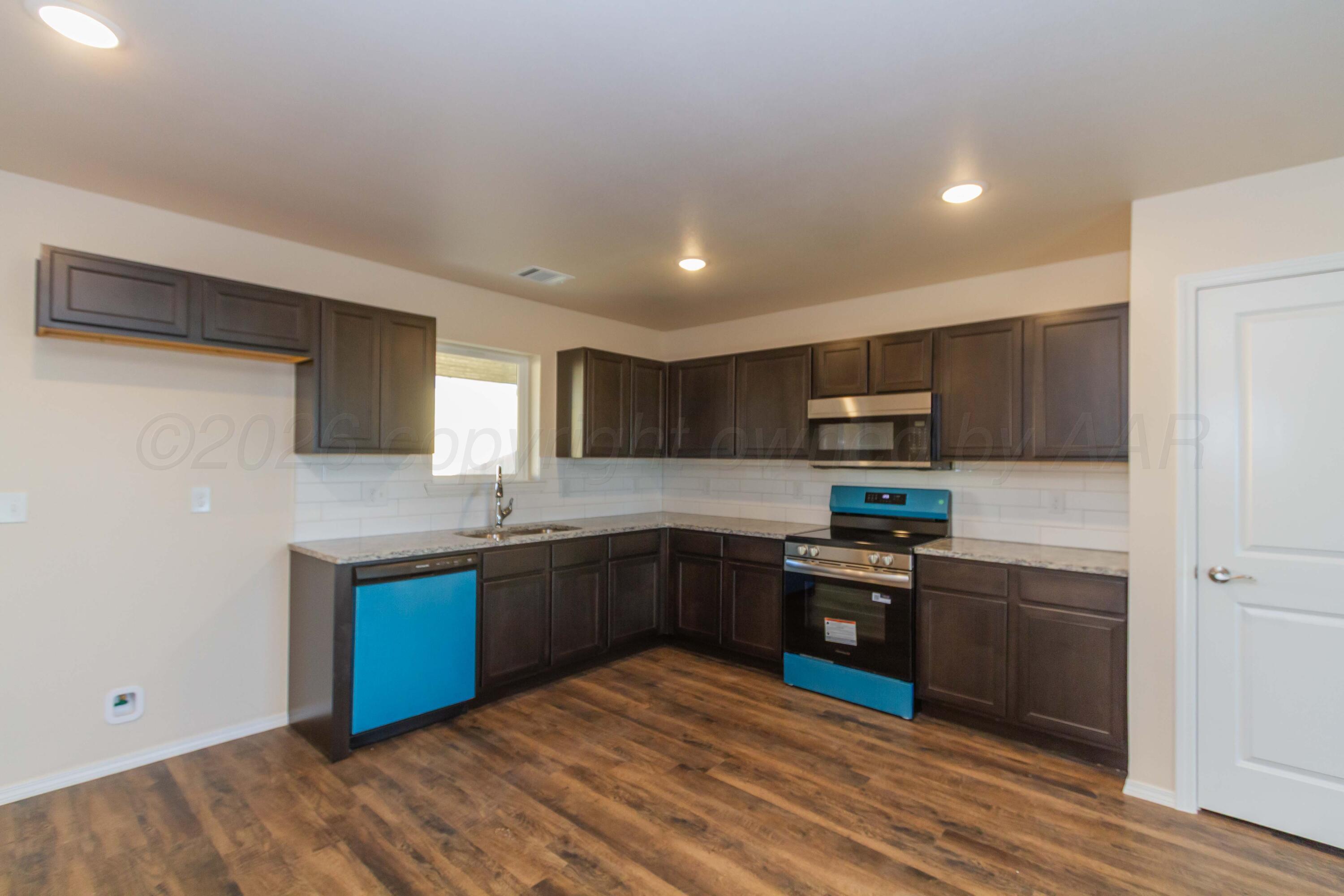 4304 Houlette Street Property Photo 1