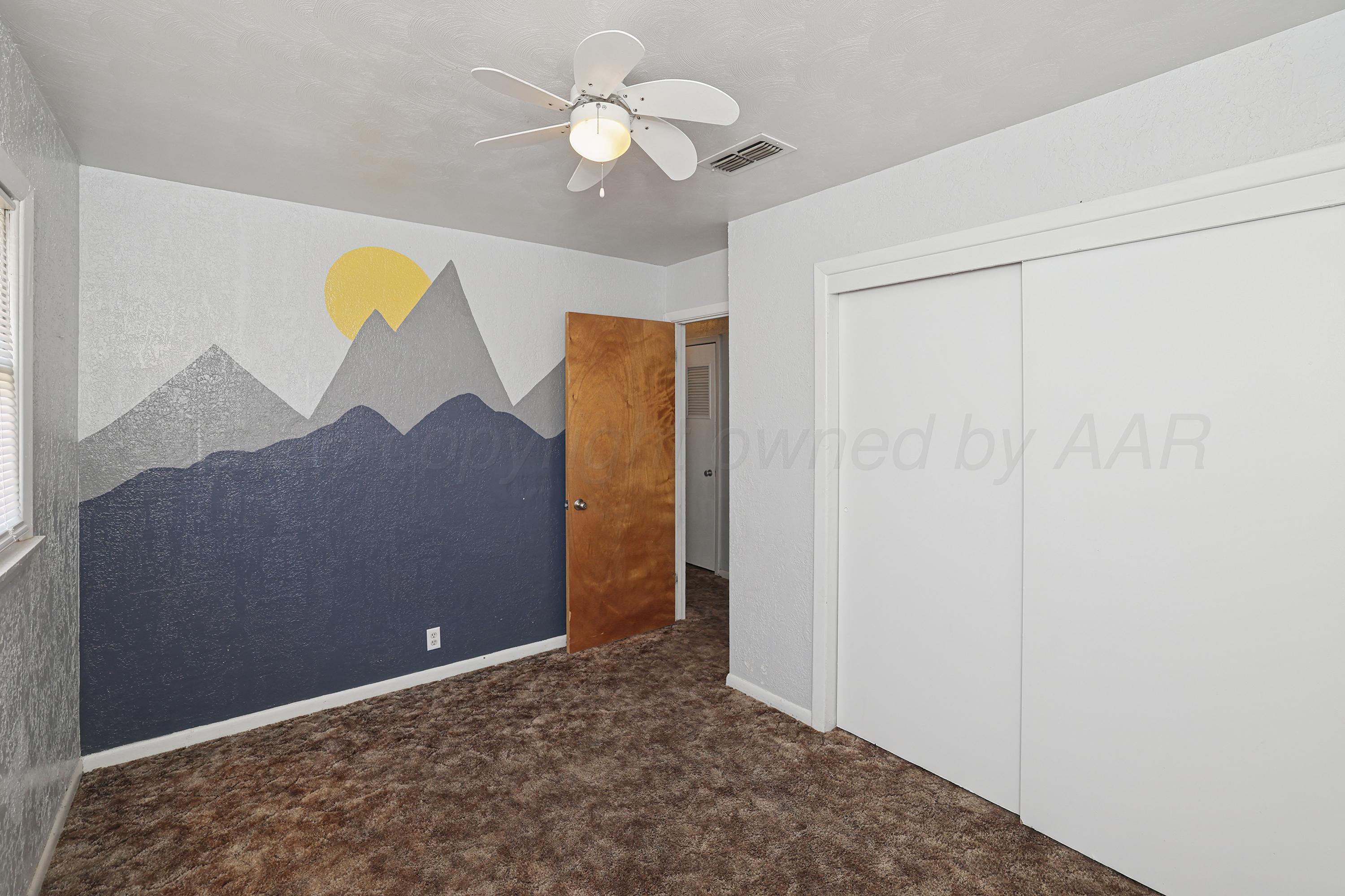 1900 N Wells Street Property Photo 14