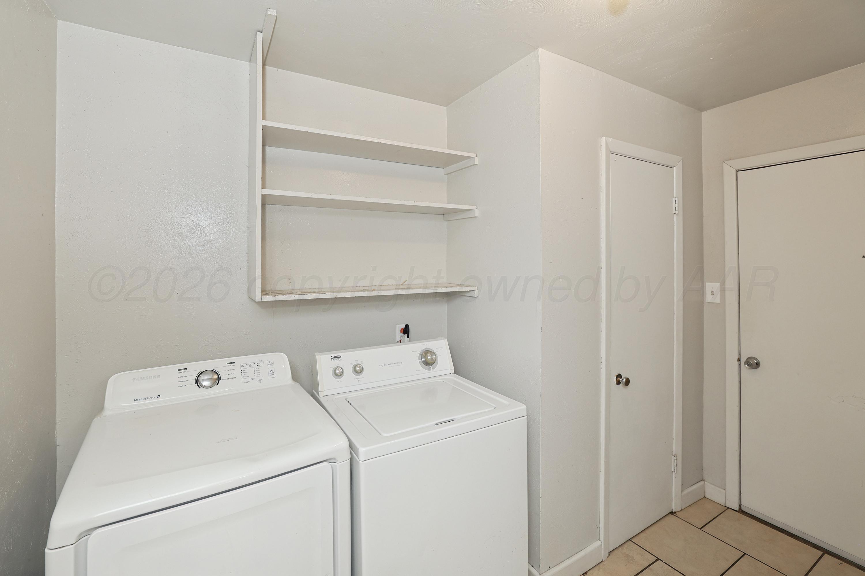 1900 N Wells Street Property Photo 20