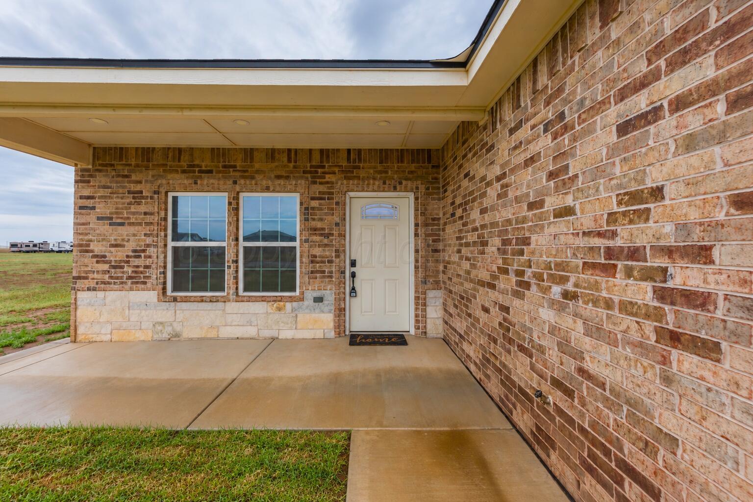 17850 Lone Ranch Road Property Photo 3