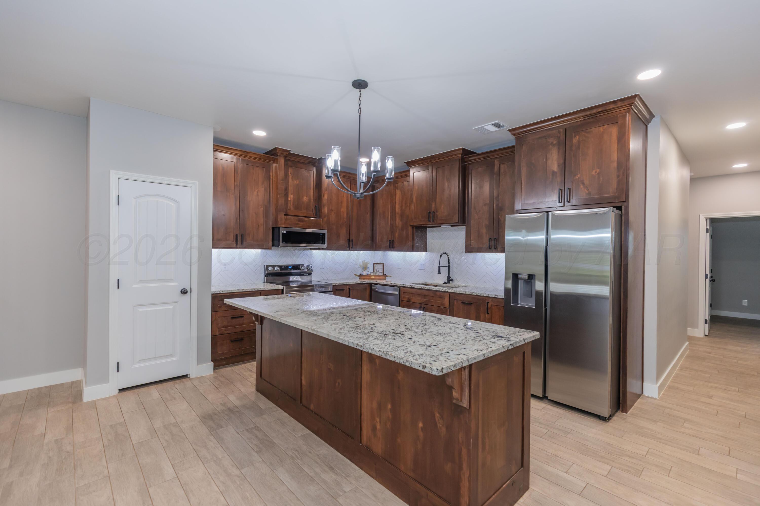 17850 Lone Ranch Road Property Photo 10