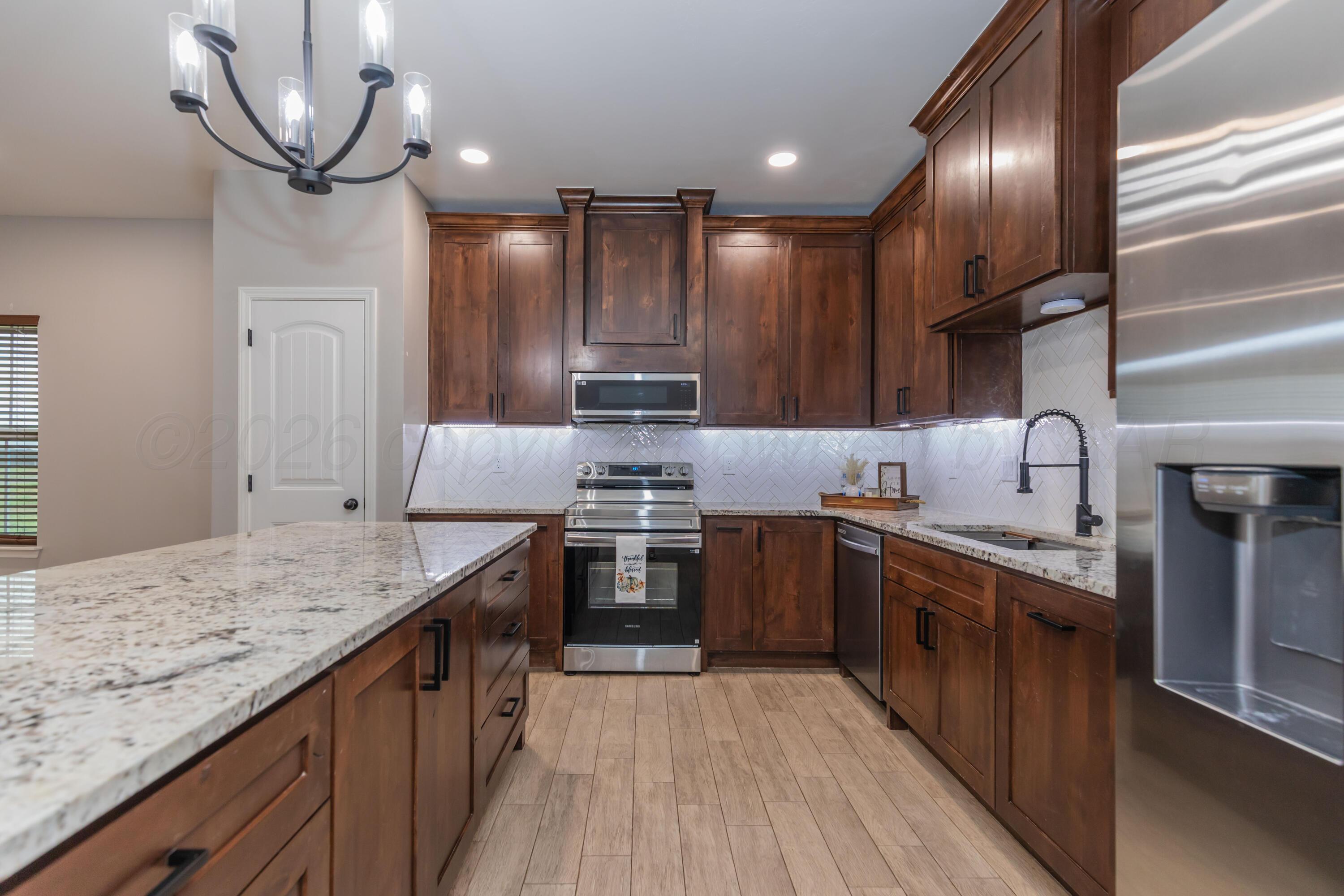 17850 Lone Ranch Road Property Photo 13