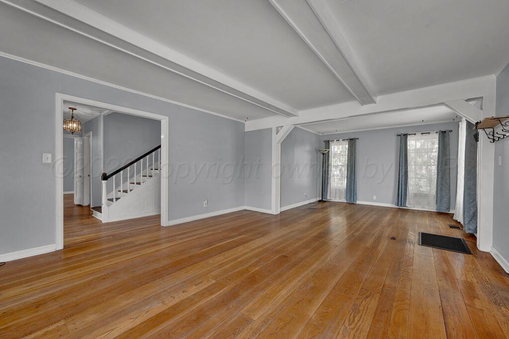 2902 S Tyler Street Property Photo 4