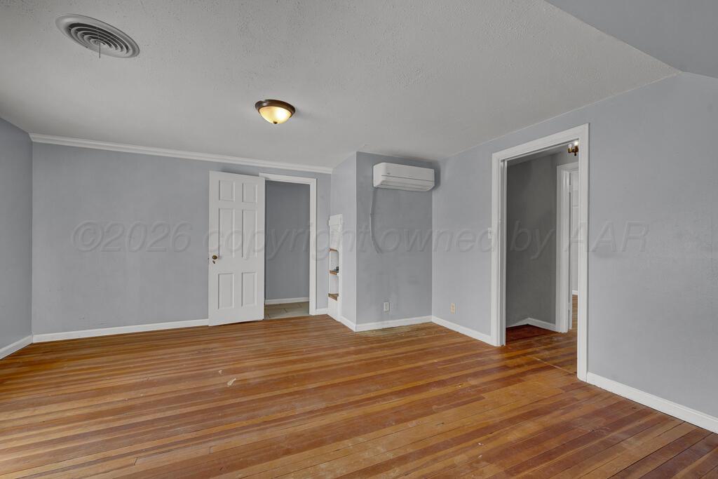 2902 S Tyler Street Property Photo 18