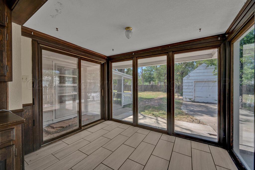 2902 S Tyler Street Property Photo 28