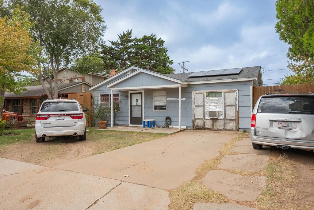 1018 S Eastern Street Property Photo 1