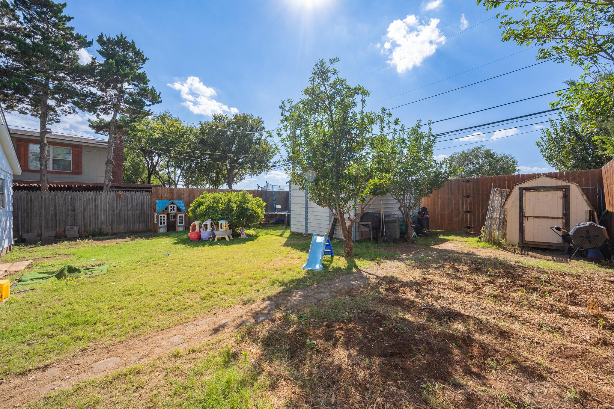 1018 S Eastern Street Property Photo 6
