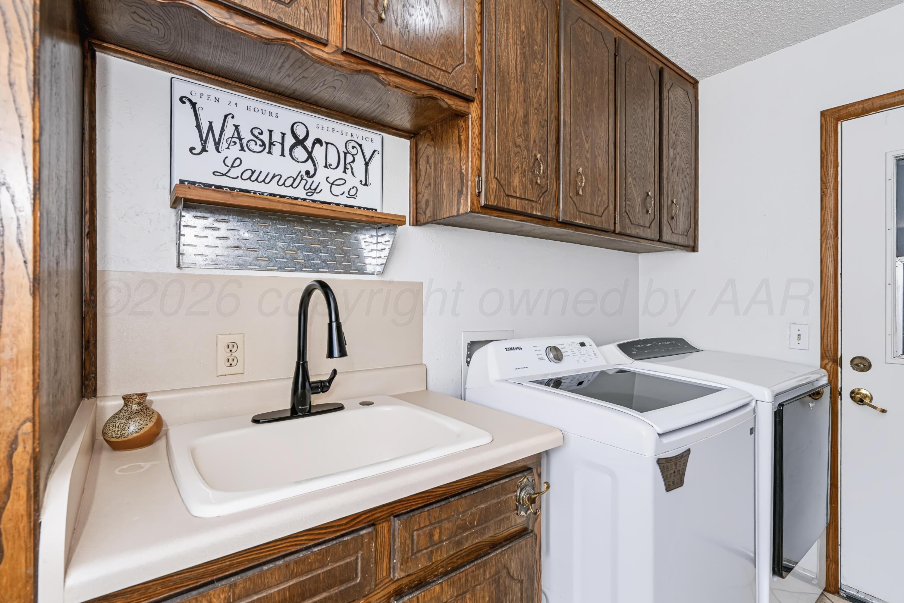 725 Bennett Drive Property Photo 19