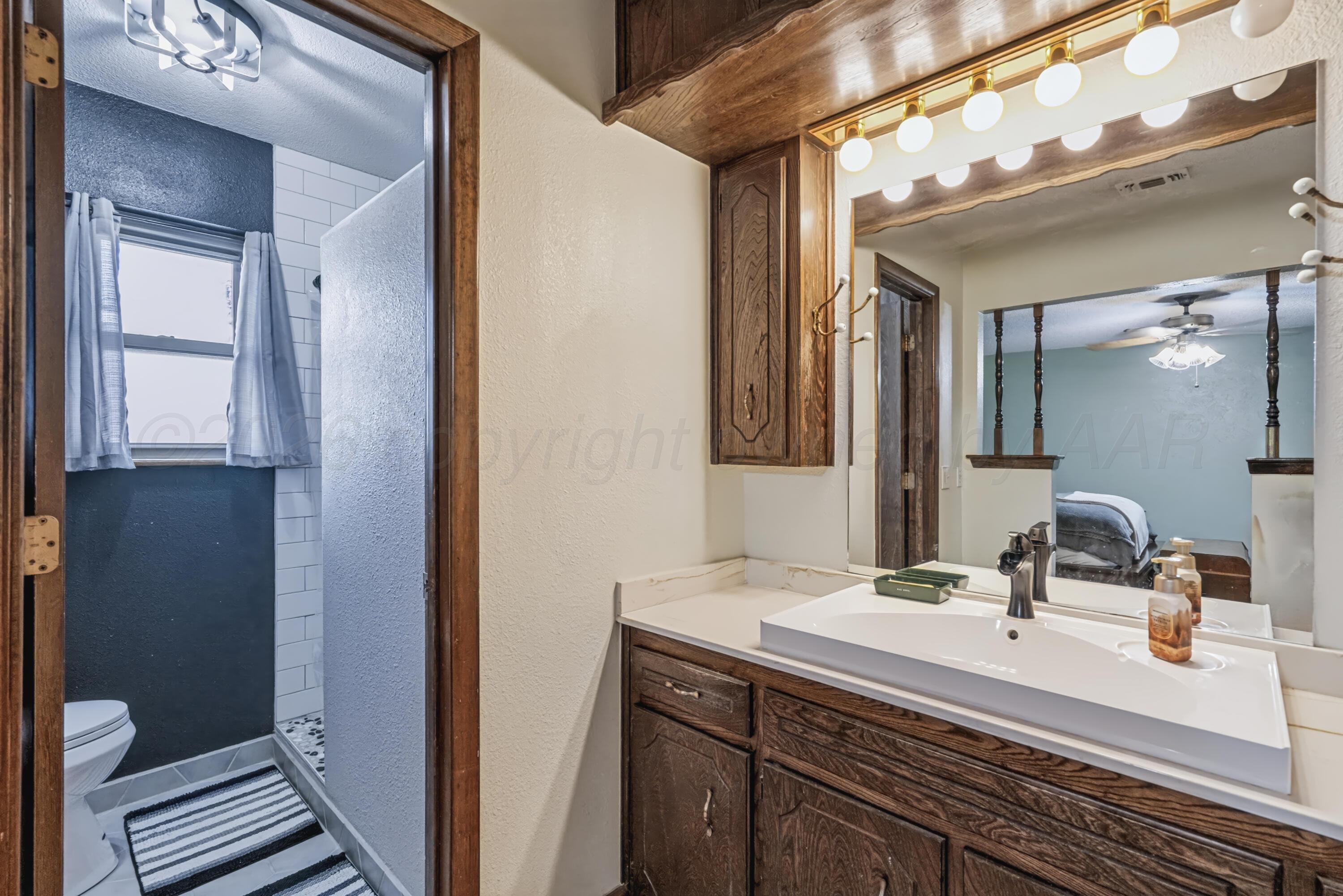 725 Bennett Drive Property Photo 26