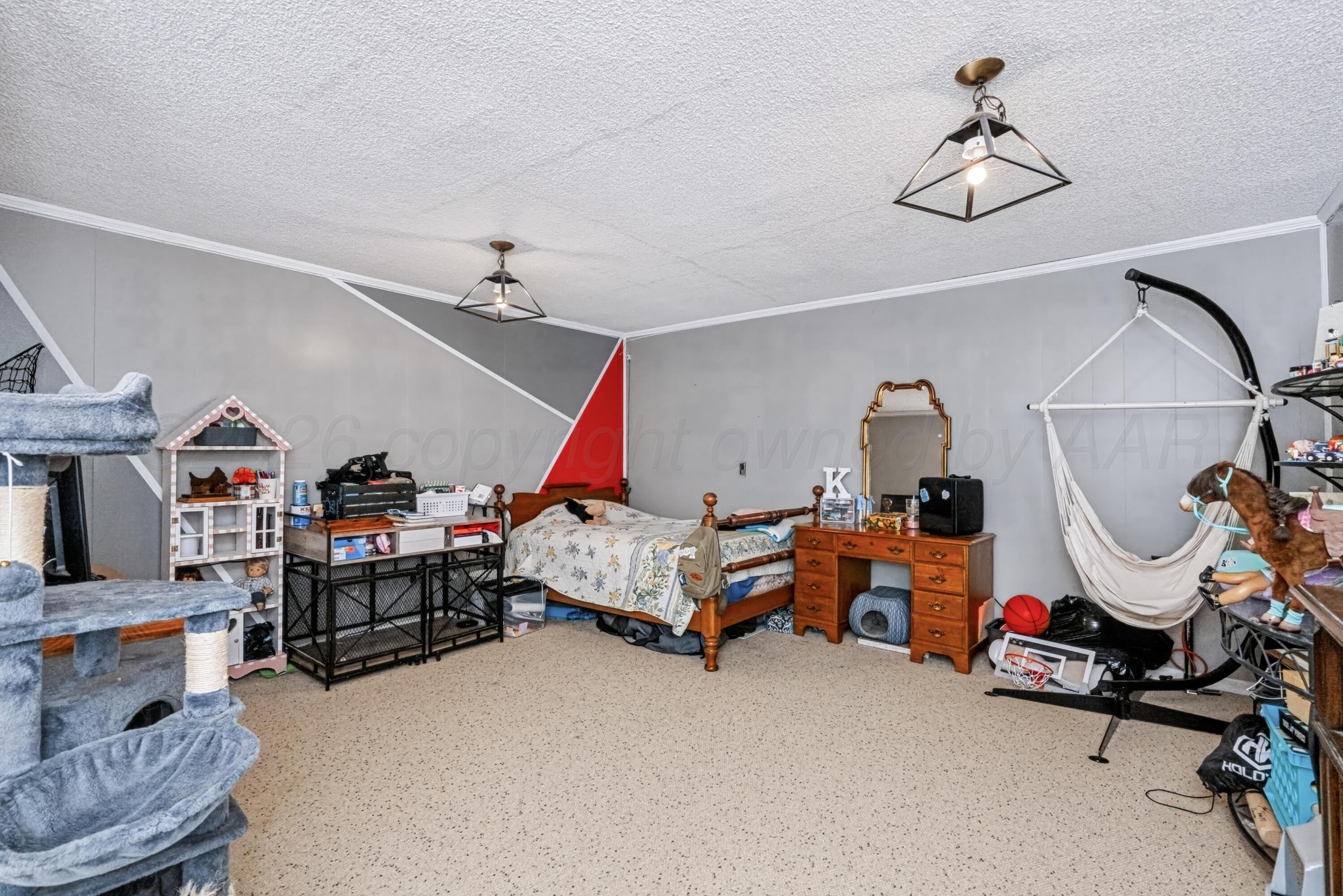 725 Bennett Drive Property Photo 37