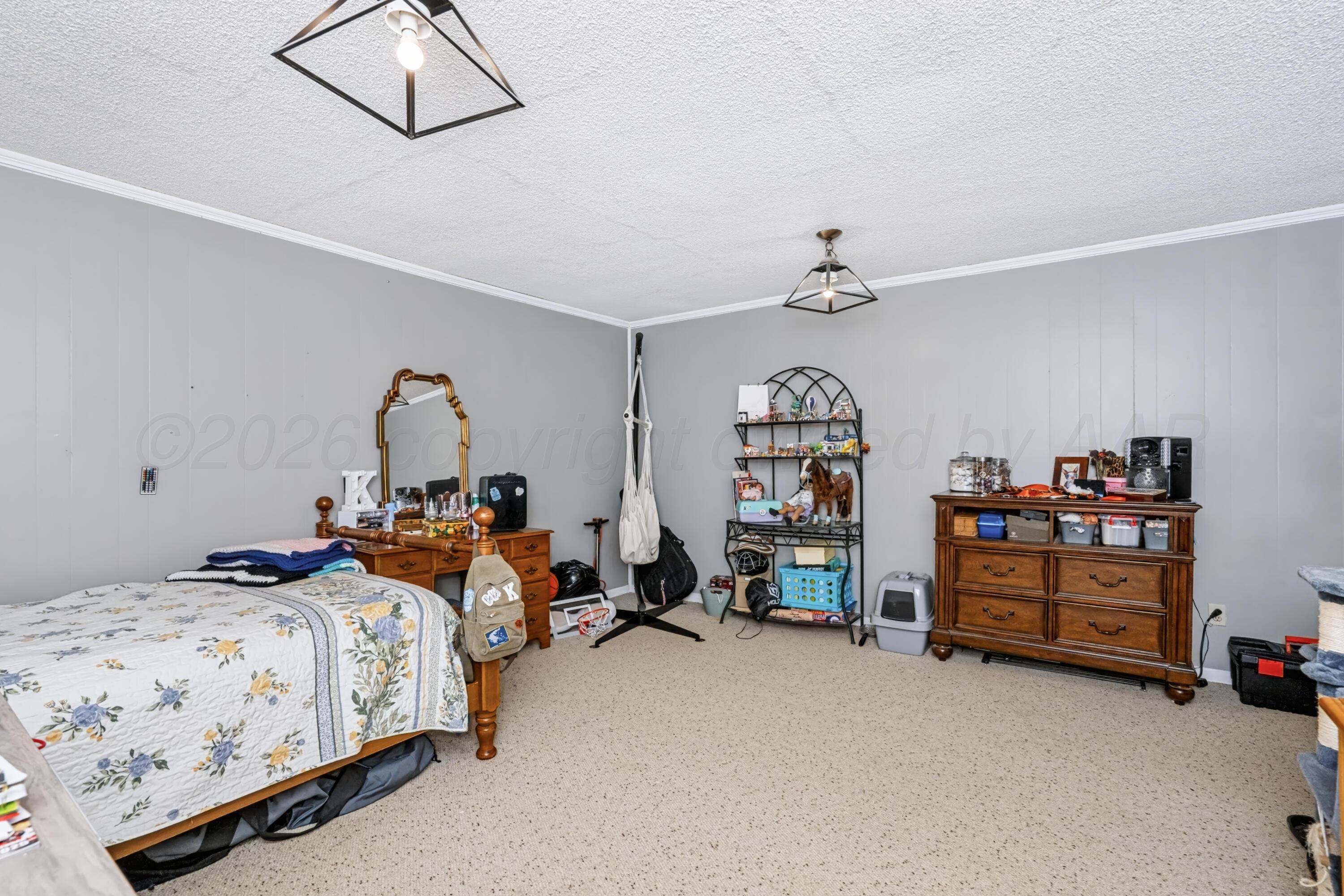 725 Bennett Drive Property Photo 40