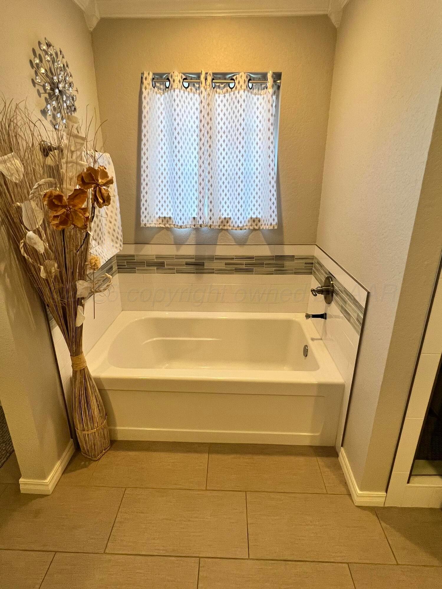 2706 Atlanta Drive Property Photo 18