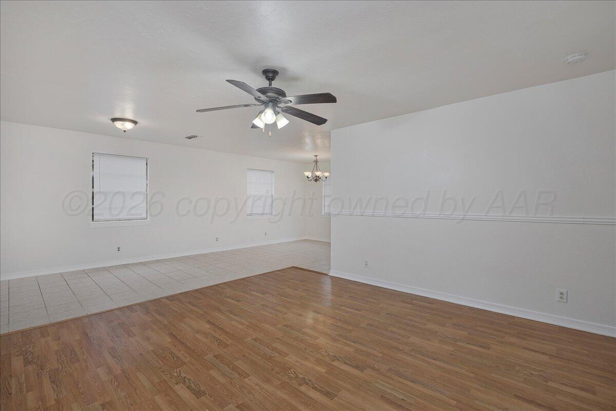 4415 S Hayden Street Property Photo 5