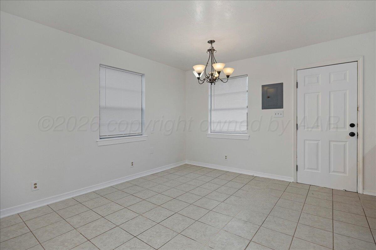4415 S Hayden Street Property Photo 7