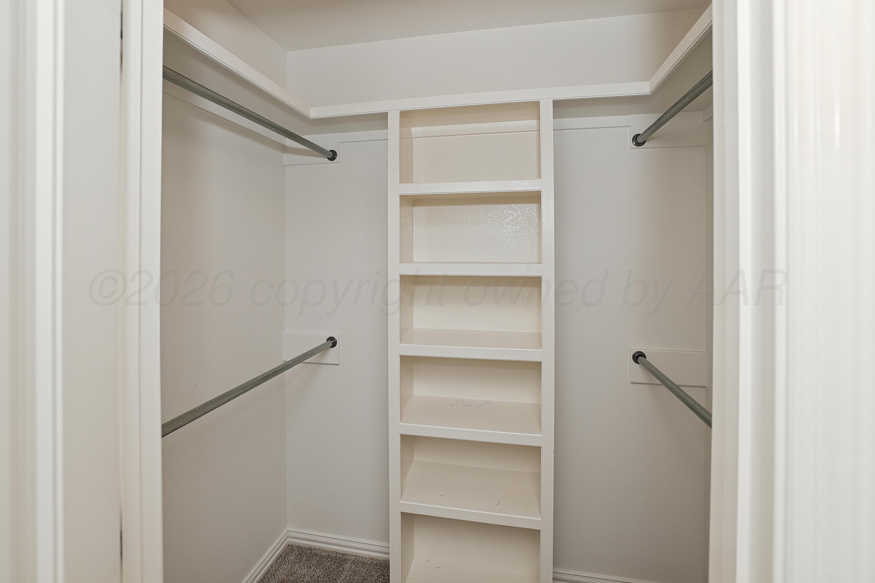 4724 Ashville Place Property Photo 19