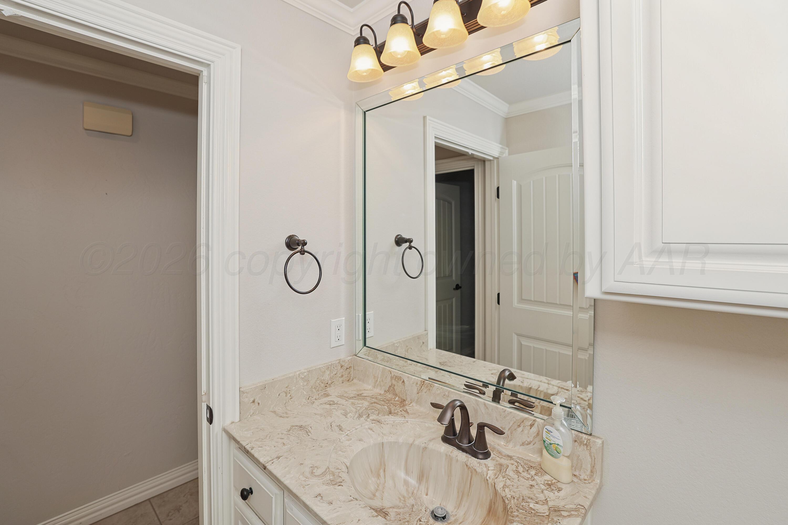 4724 Ashville Place Property Photo 24