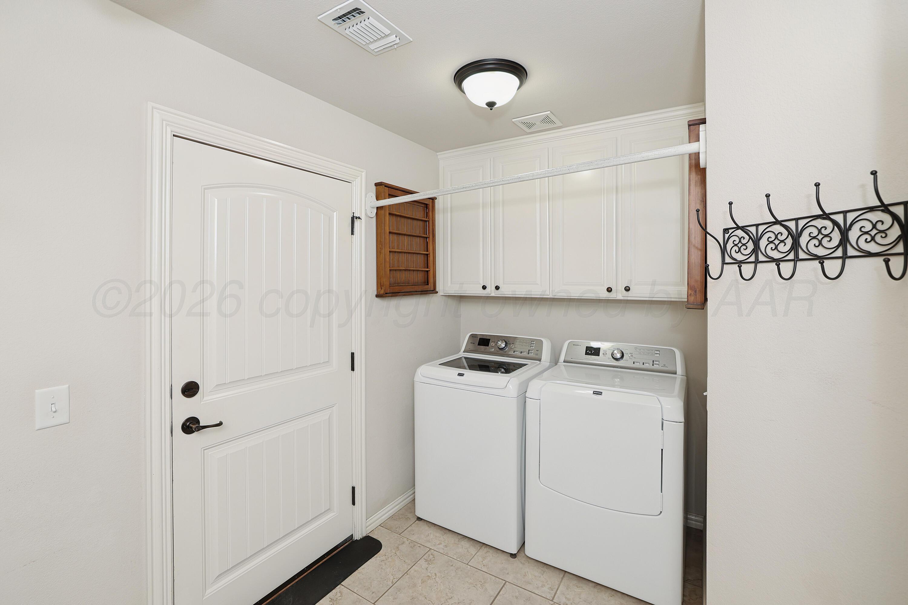 4724 Ashville Place Property Photo 26