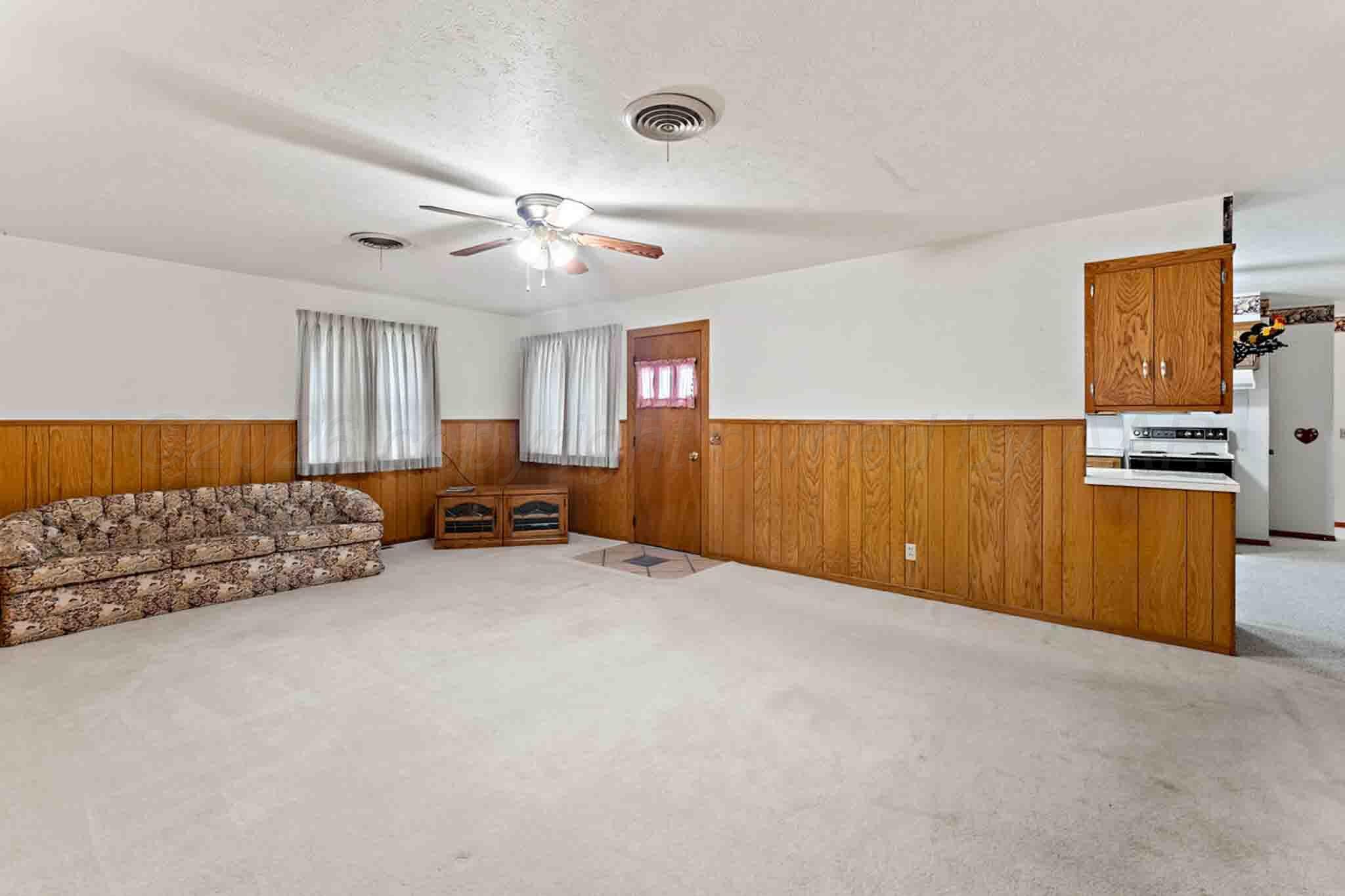 905 S Main Street Property Photo 14