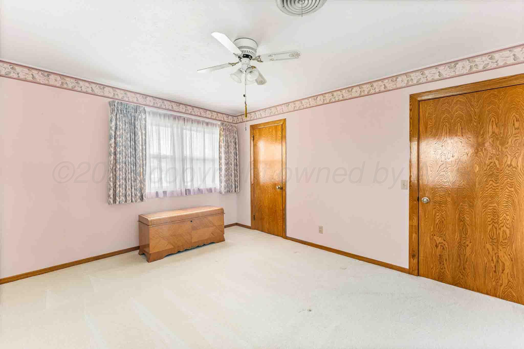 905 S Main Street Property Photo 24