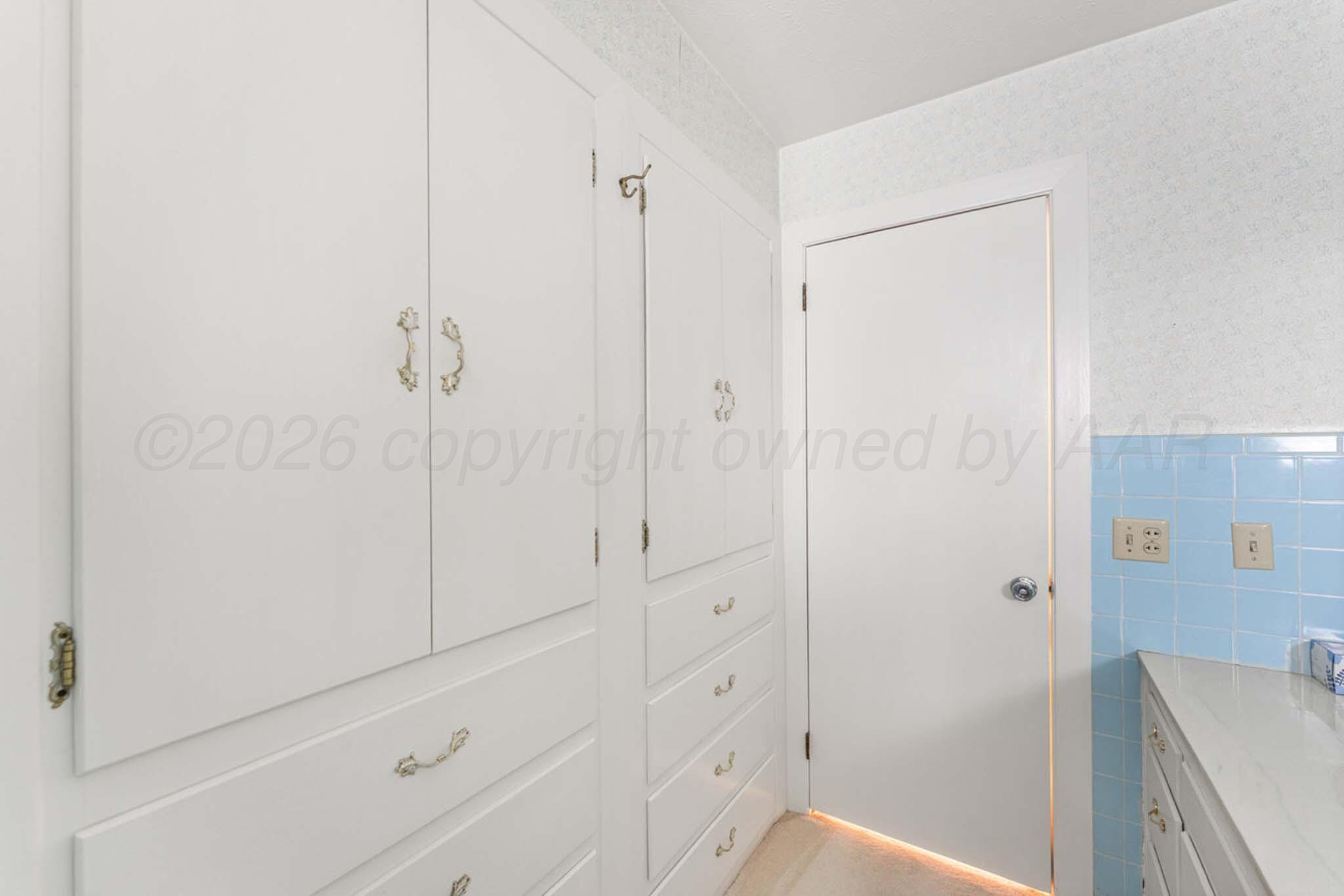 905 S Main Street Property Photo 31