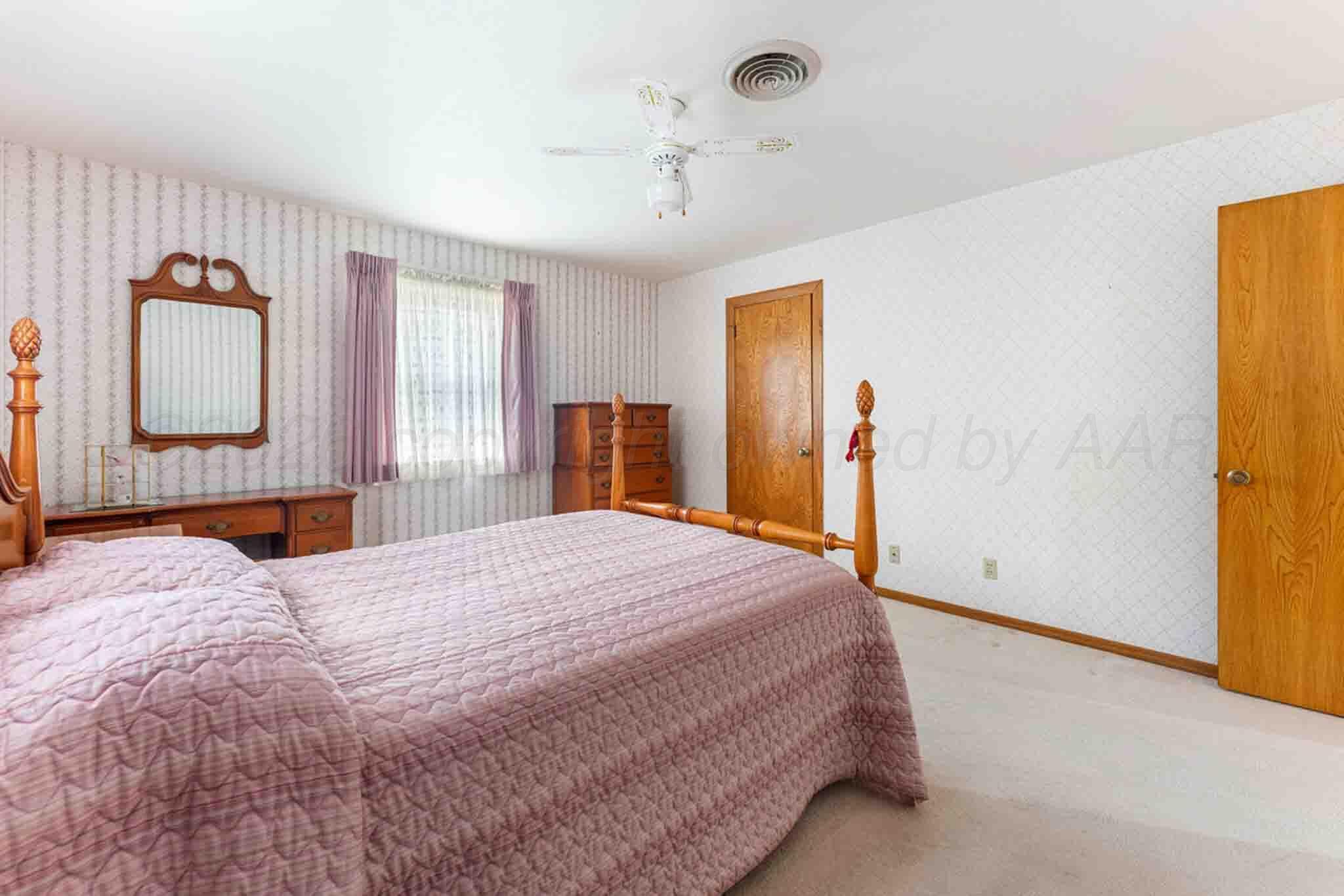 905 S Main Street Property Photo 39