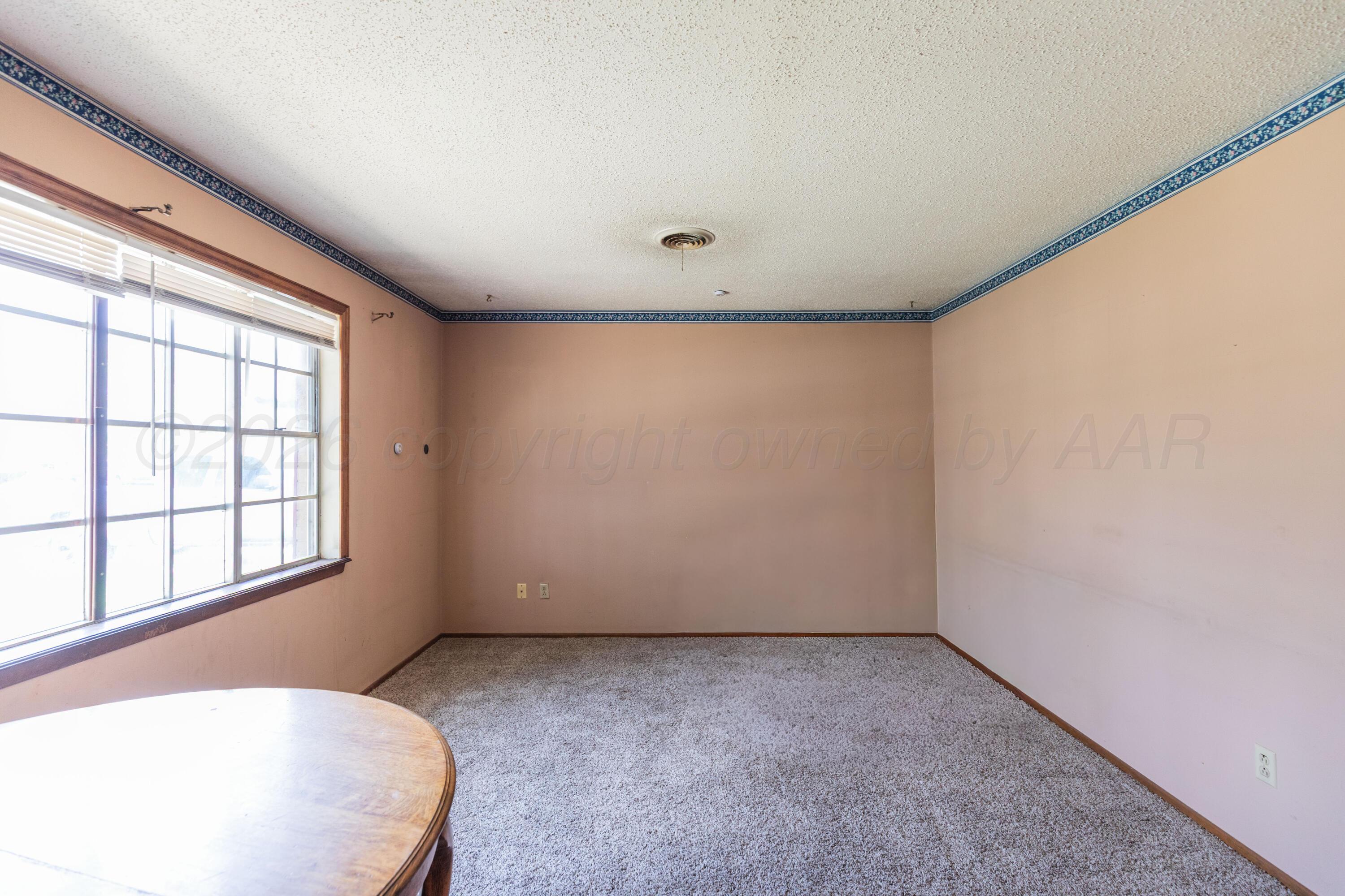 3204 Oakdale Drive Property Photo 10