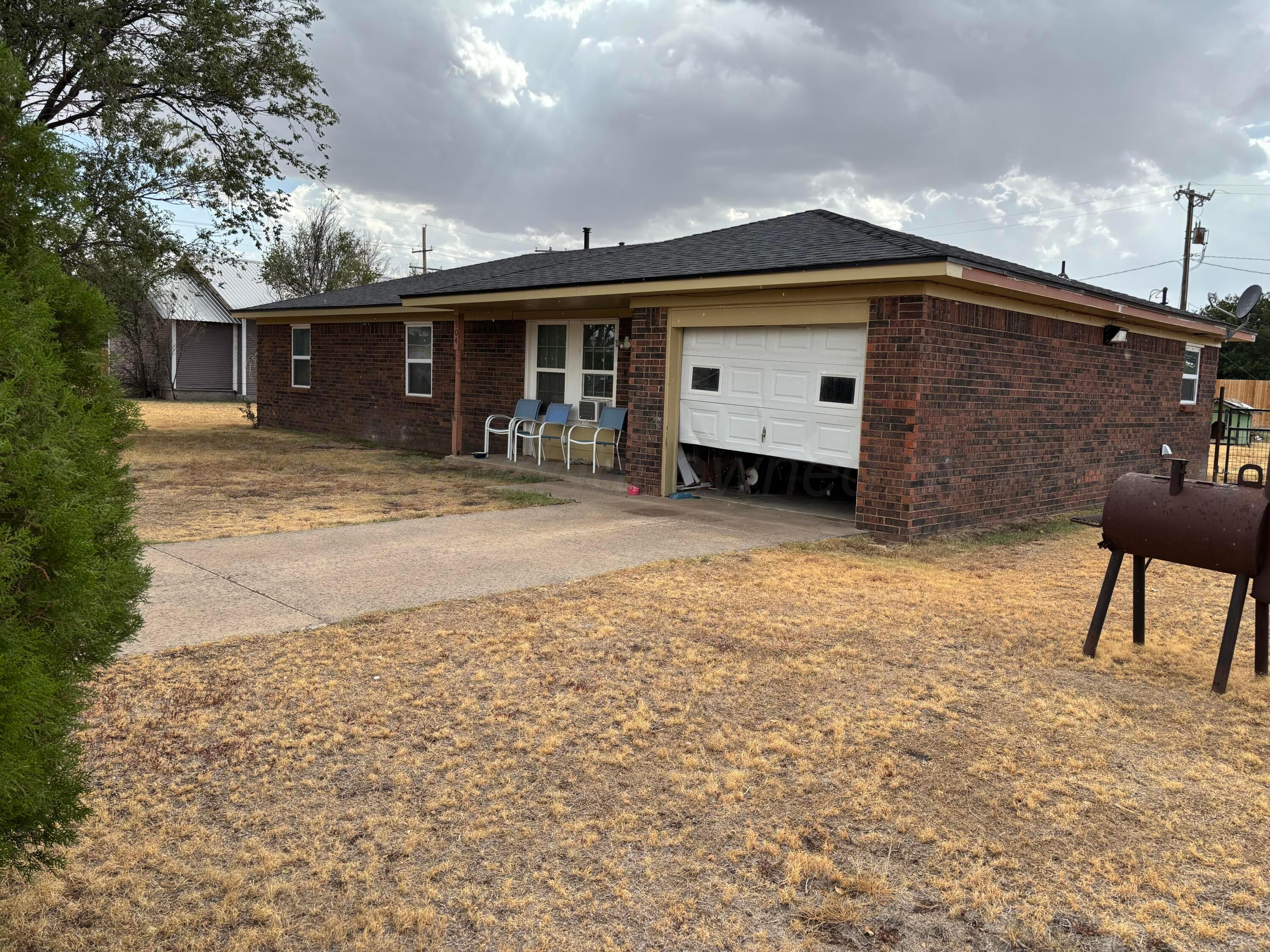 504 13th Street Property Photo 2