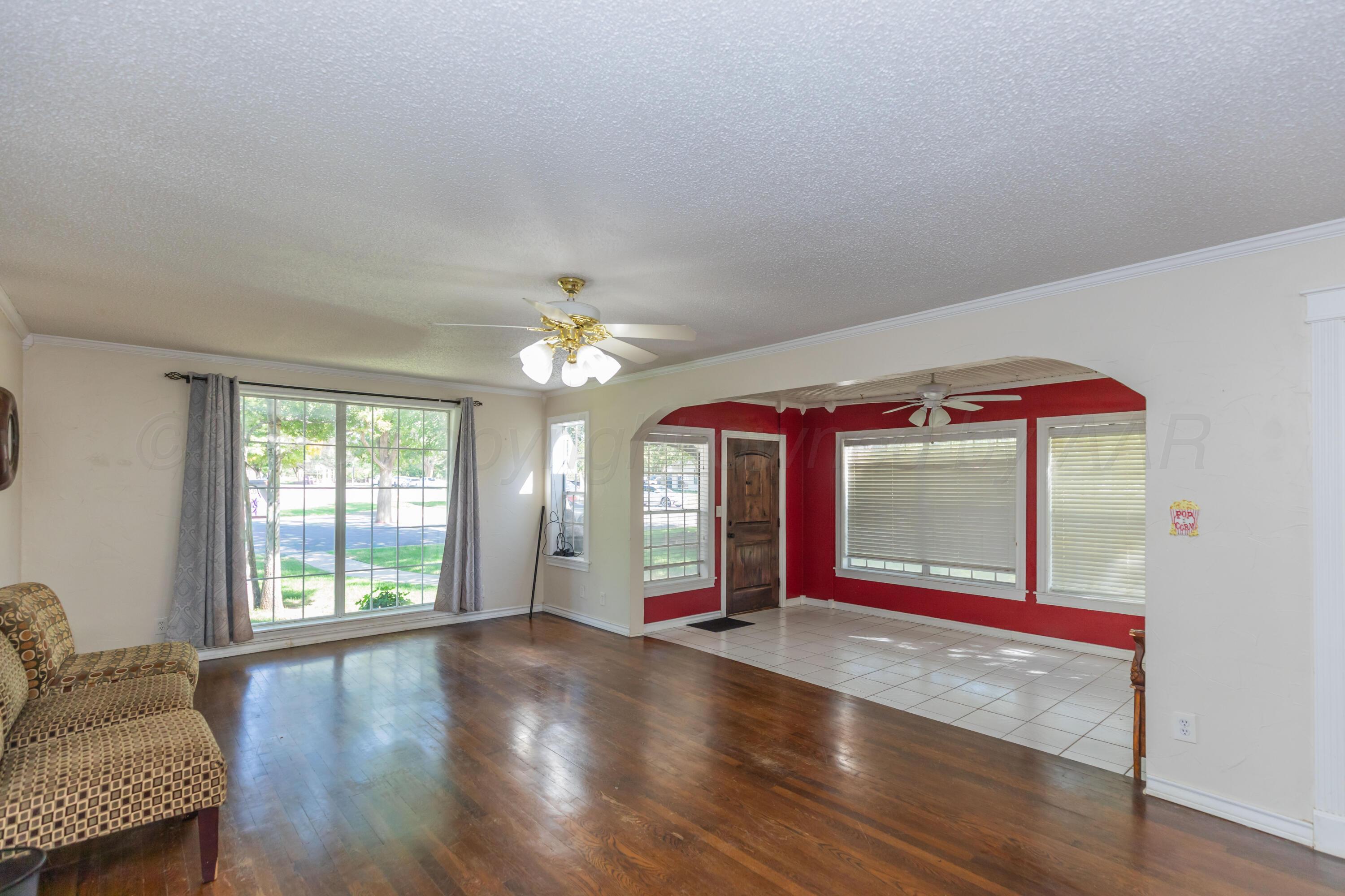 2422 5th Avenue Property Photo 6
